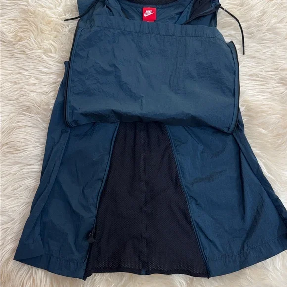 Nike Blue rain Hooded Vest XS size new - Picture 3 of 5